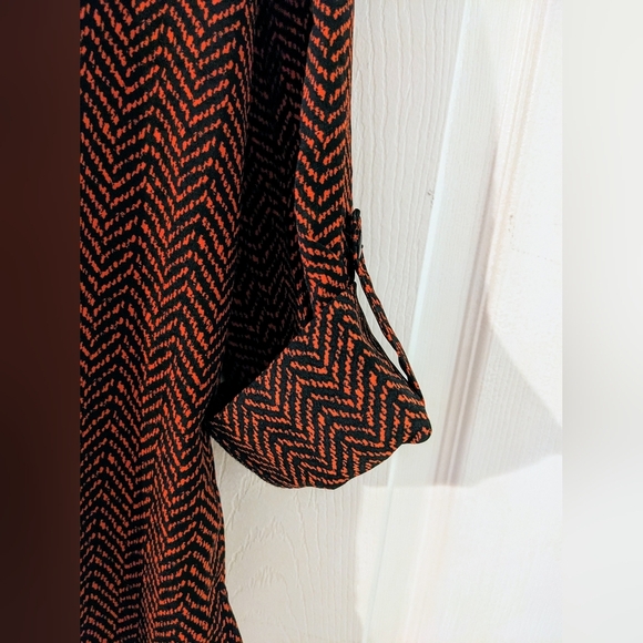 Chevron Print Blouse Roll Tab Sleeve Collared Button Down Tunic Top XXL NWT - Picture 3 of 8